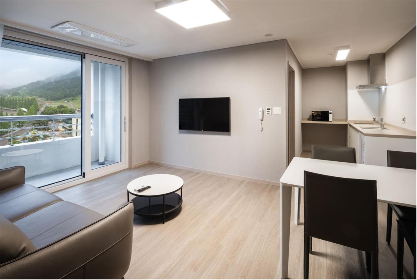 Kumho Hwasun Spa Resort Екстер'єр фото