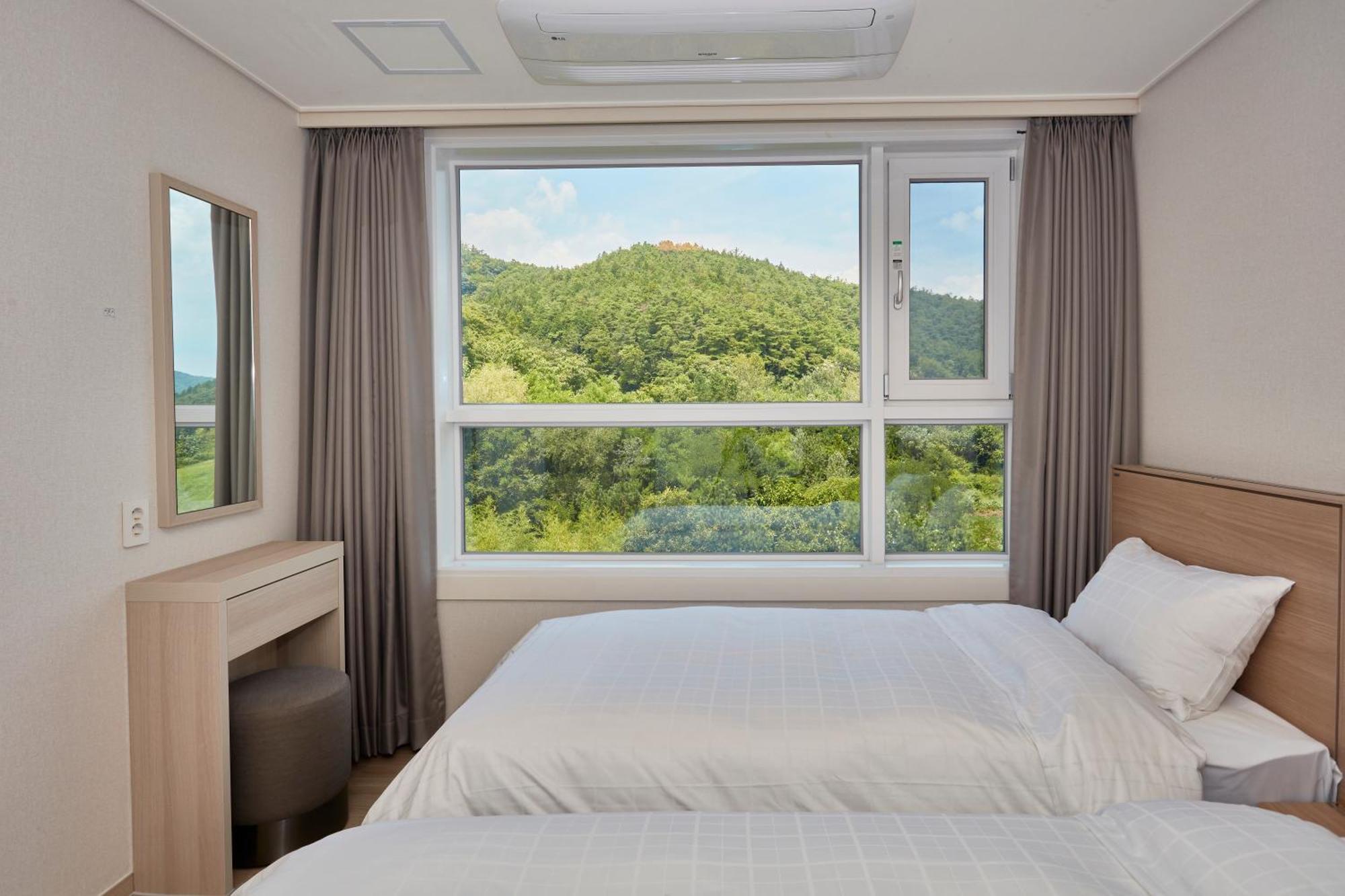 Kumho Hwasun Spa Resort Екстер'єр фото