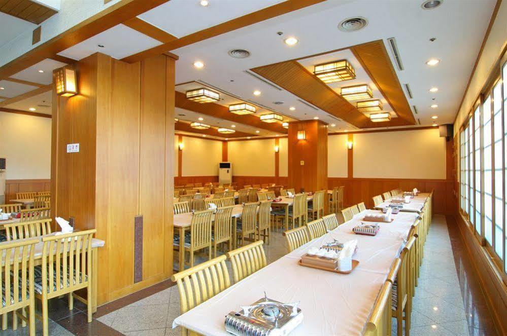 Kumho Hwasun Spa Resort Екстер'єр фото
