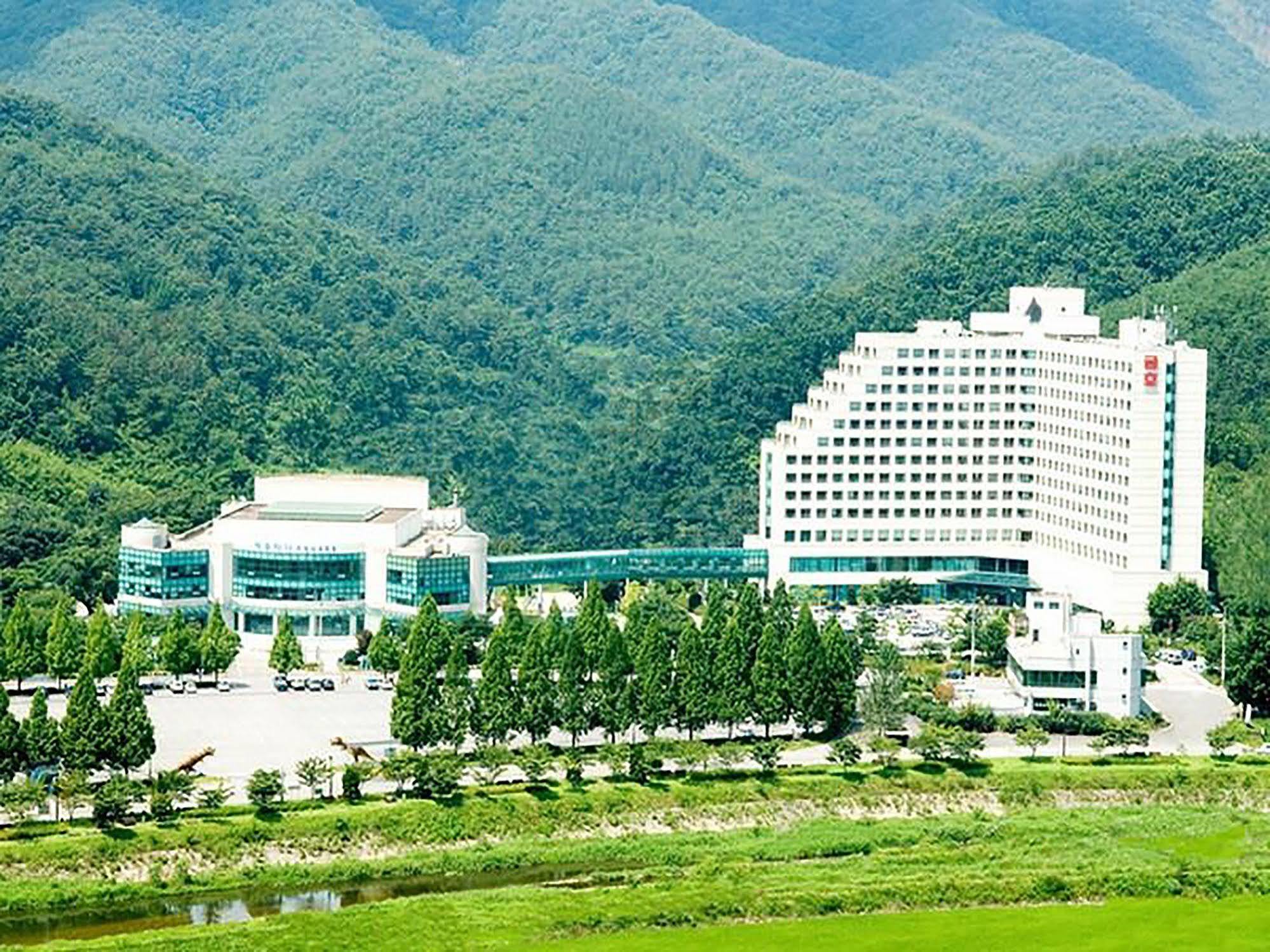 Kumho Hwasun Spa Resort Екстер'єр фото